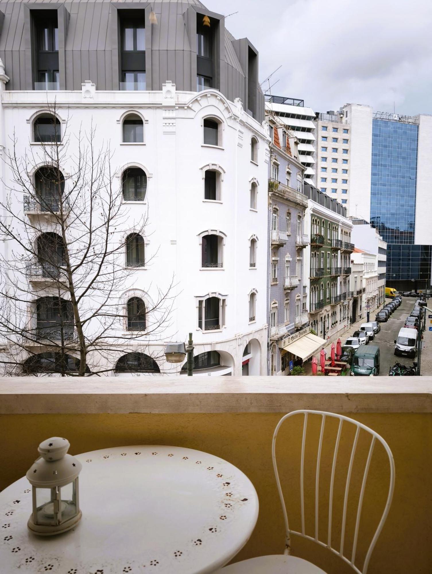 Ey Lisbon Guesthouse ภายนอก รูปภาพ