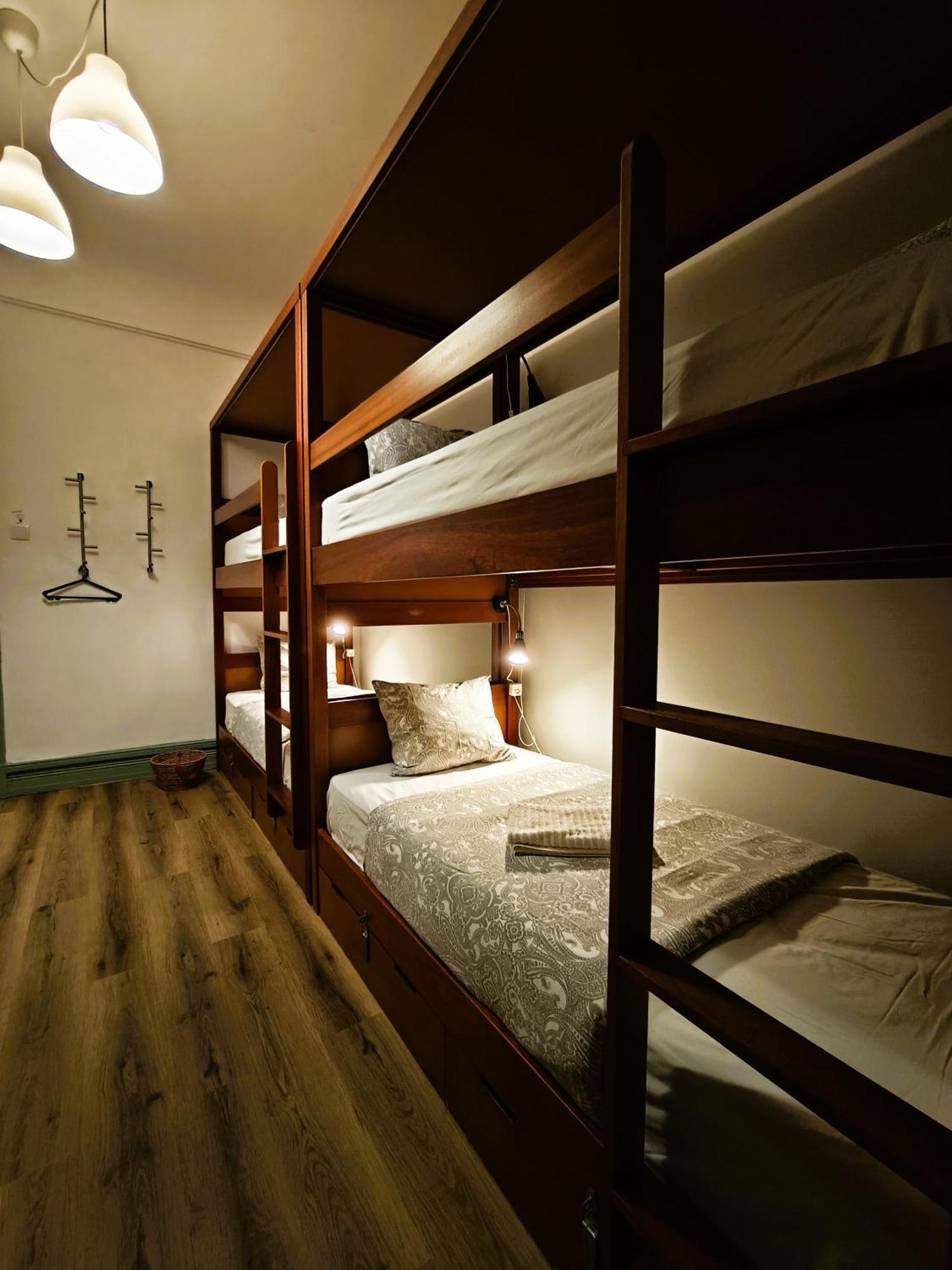 Ey Lisbon Guesthouse ภายนอก รูปภาพ