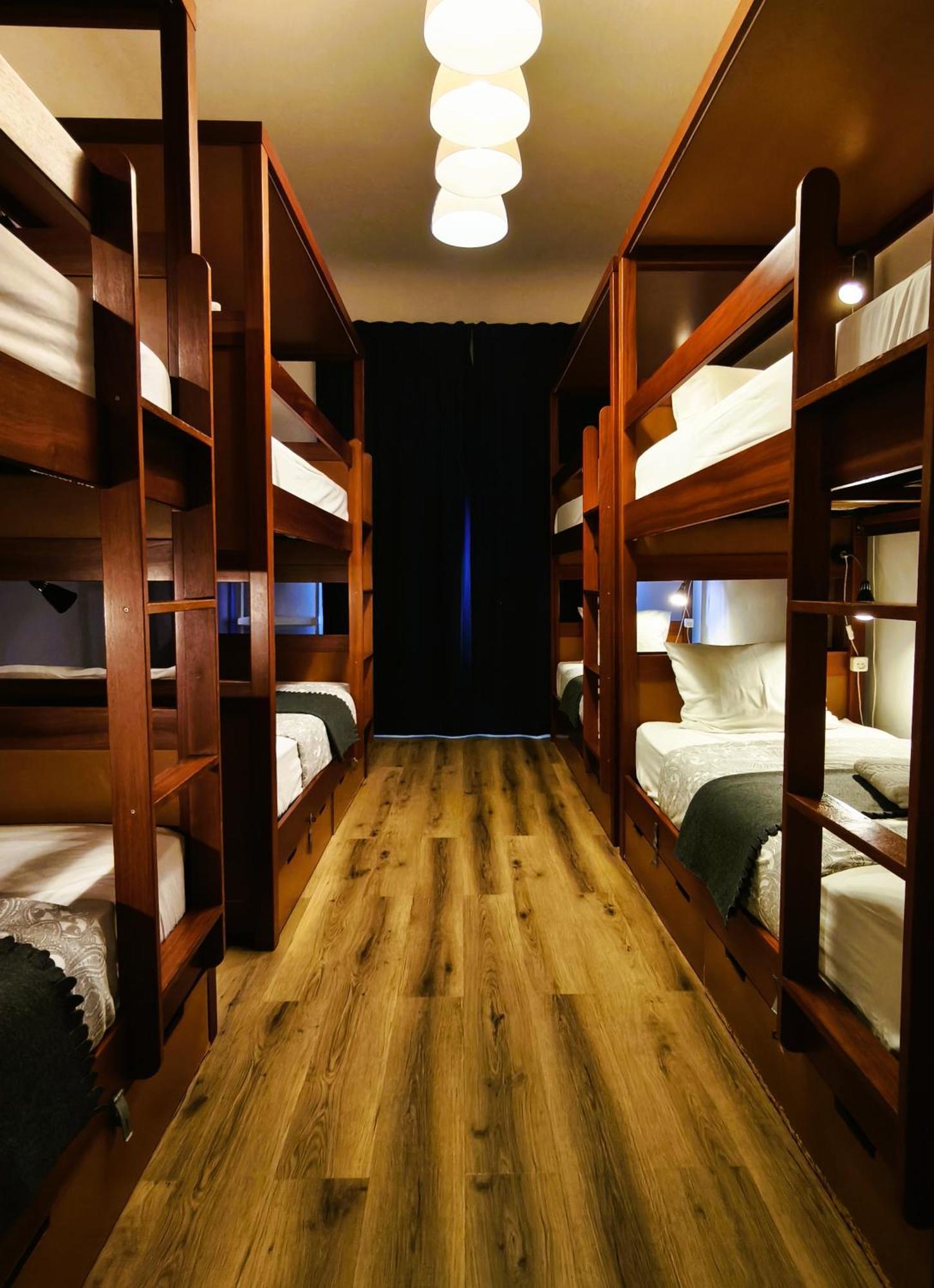 Ey Lisbon Guesthouse ภายนอก รูปภาพ