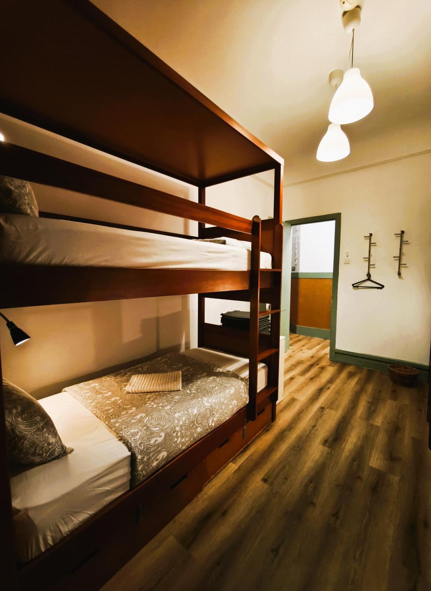 Ey Lisbon Guesthouse ภายนอก รูปภาพ