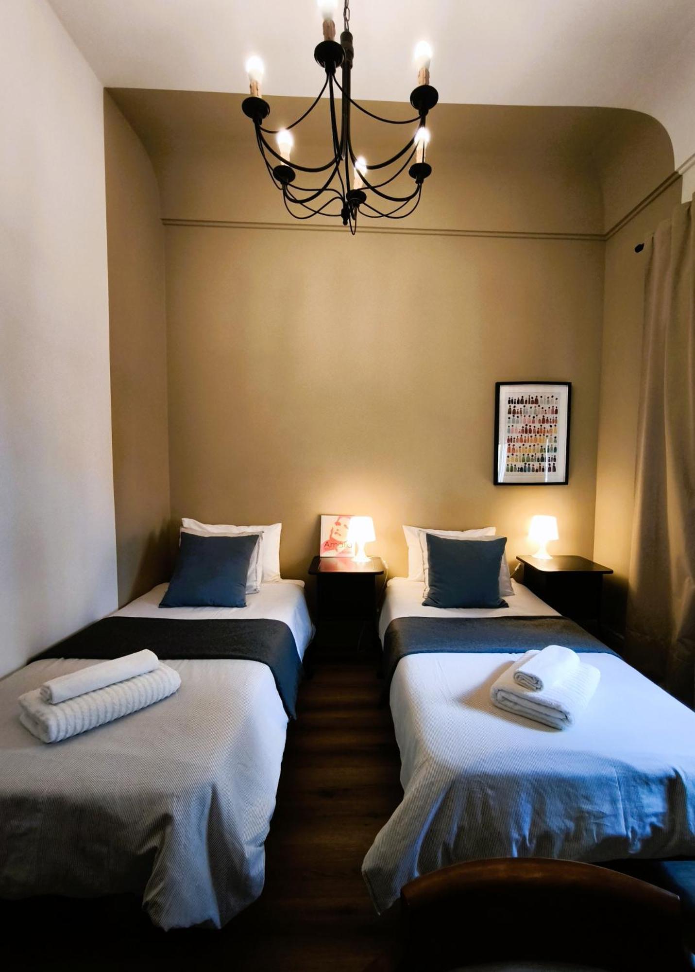 Ey Lisbon Guesthouse ภายนอก รูปภาพ