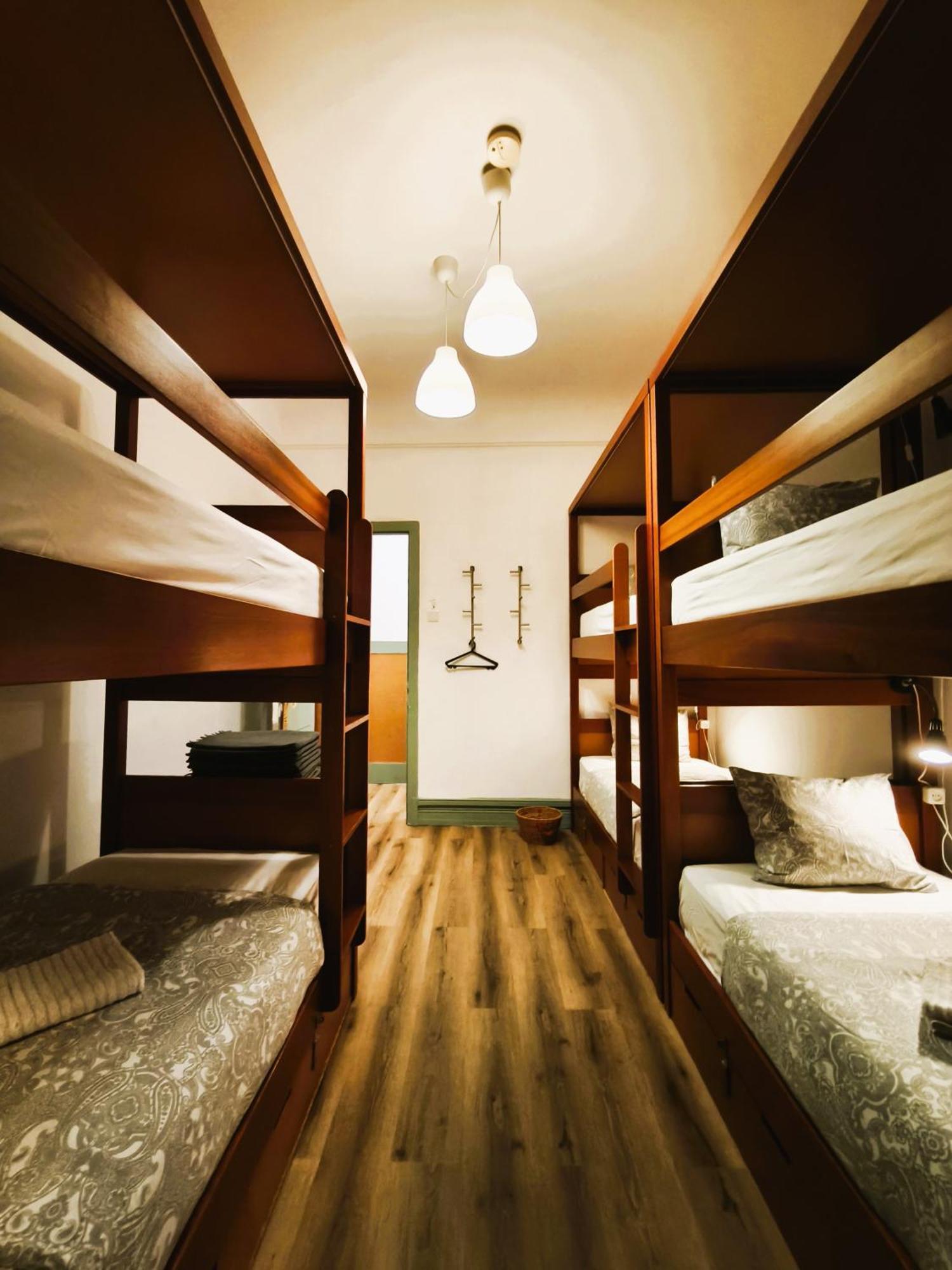 Ey Lisbon Guesthouse ภายนอก รูปภาพ